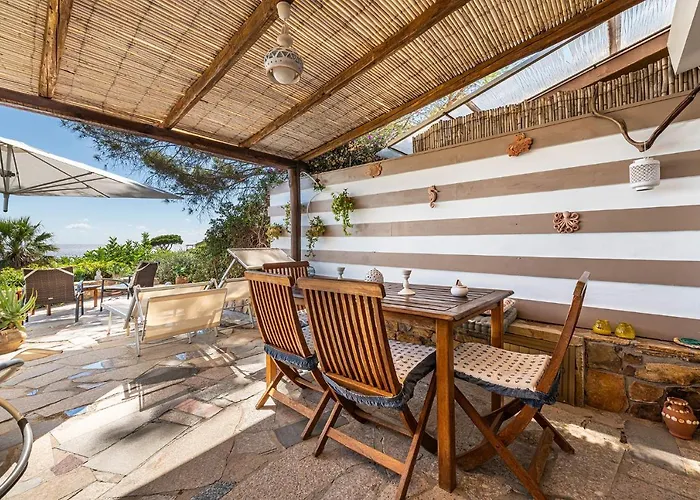 Domus Luna With Sea View 度假居 维拉西米乌斯